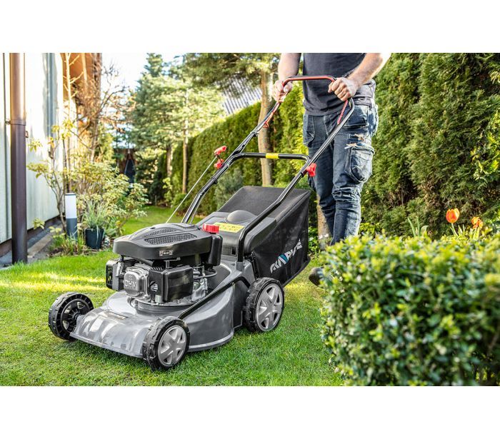 Graphite 52G670 Walk behind lawn mower 1.8 KM_2