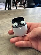 Google Pixel Buds Pro fog