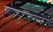 AKAI FORCE Standalone music production station Sampler MIDI USB Black_7