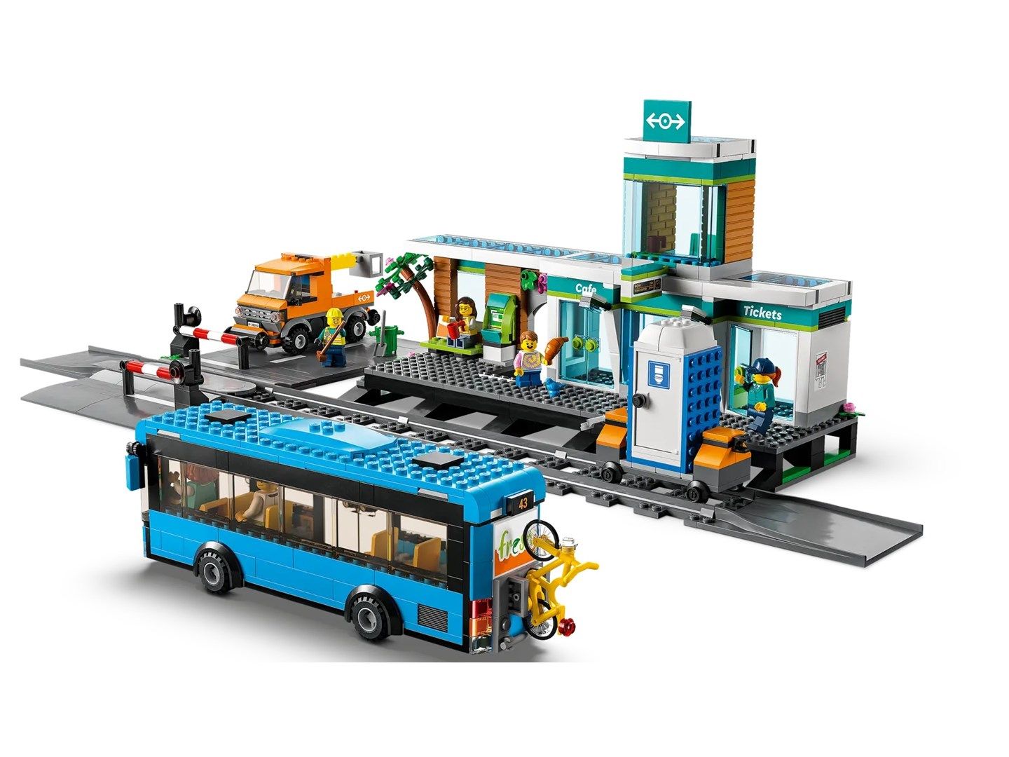 LEGO CITY 60335 Train Station_3