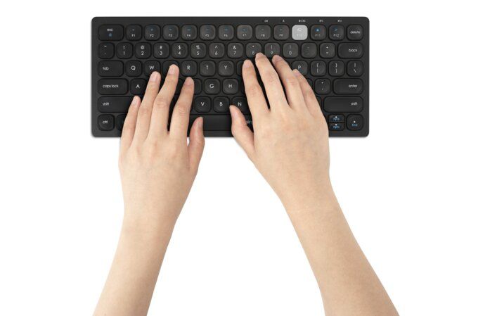 DUAL WIRELESS COMPACT KEYBOARD/(US INTERNATIONAL)_3