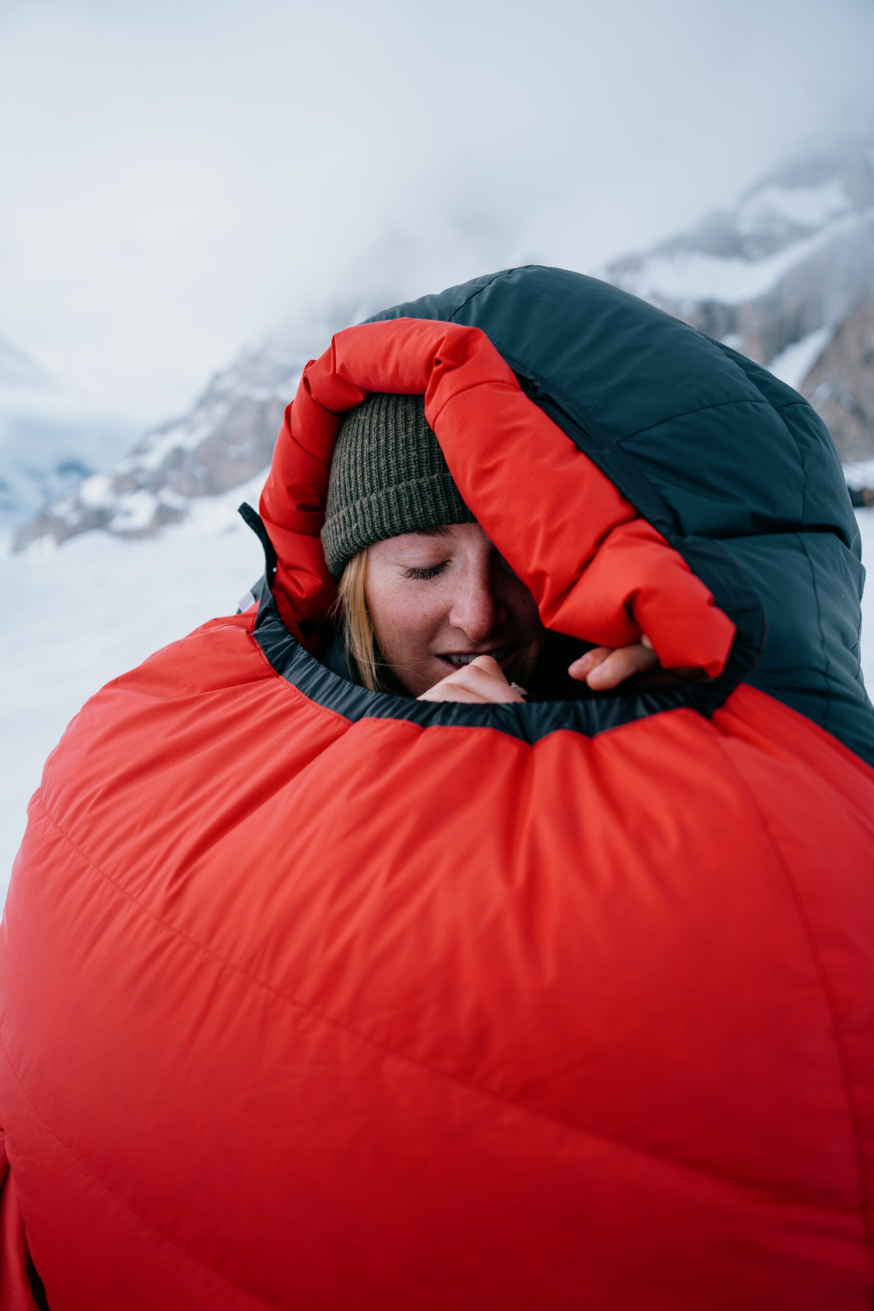 Expedition Sleeping Bag-Red-Right_3