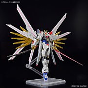 HGCE 1/144 MIGHTY STRIKE FREEDOM GUNDAM_4