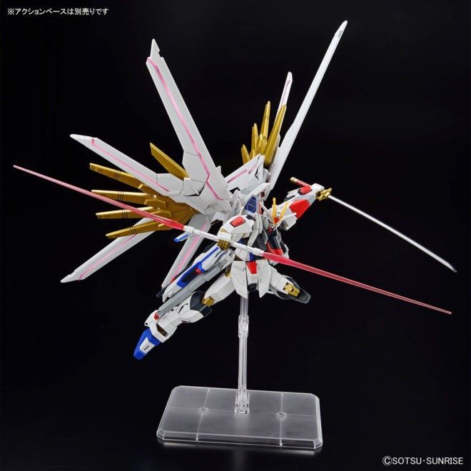 HGCE 1/144 MIGHTY STRIKE FREEDOM GUNDAM_9