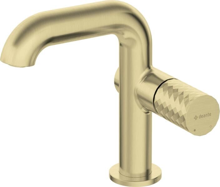 Sink faucet with rectangular spout