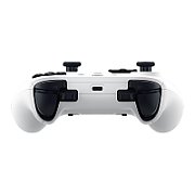 Controller Razer Wolverine V3 Pro, conectivitate Razer Hyperspeed Wireless, compatibil cu Xbox & PC, butoane de actiune mecanice Razer Mecha Tactile, butoane analogice Anti-drift Hall, durata de viata baterie pana la 20 de ore,  polling rate 1000 mhz pentru PC, lungime cablu 3m, interfata USB-C la